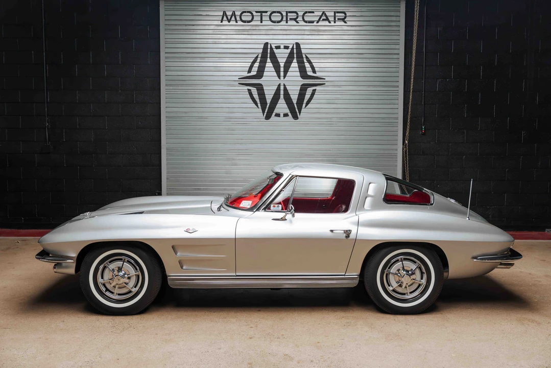 1963 Chevrolet Corvette C2 - Image 6 of 31