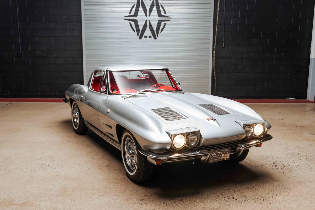 1963 Chevrolet Corvette C2 - Image 14 of 31