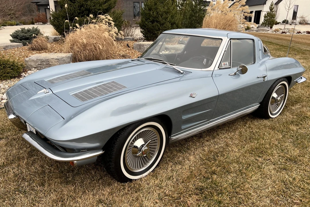 1963 Chevrolet Corvette C2 - Image 1 of 31