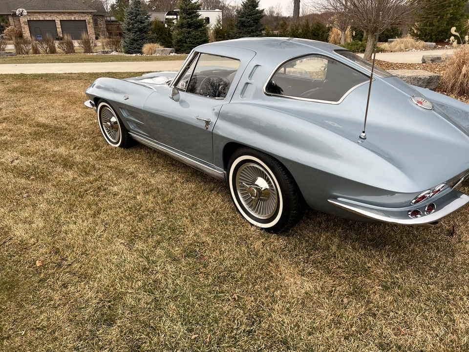 1963 Chevrolet Corvette C2 - Image 14 of 31