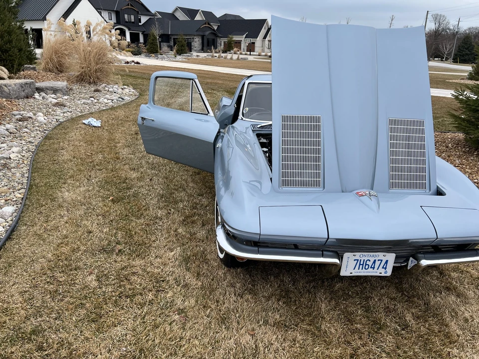 1963 Chevrolet Corvette C2 - Image 10 of 31
