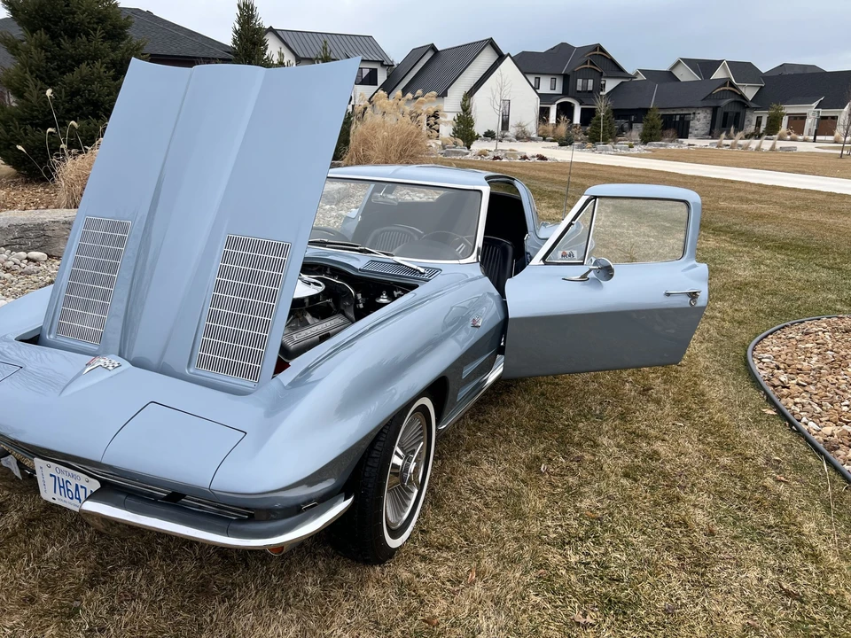 1963 Chevrolet Corvette C2 - Image 9 of 31