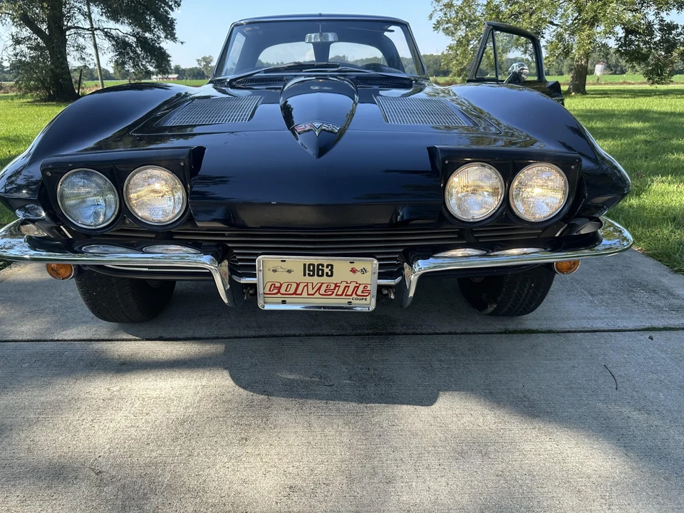 1963 Chevrolet Corvette C2 - Image 3 of 31