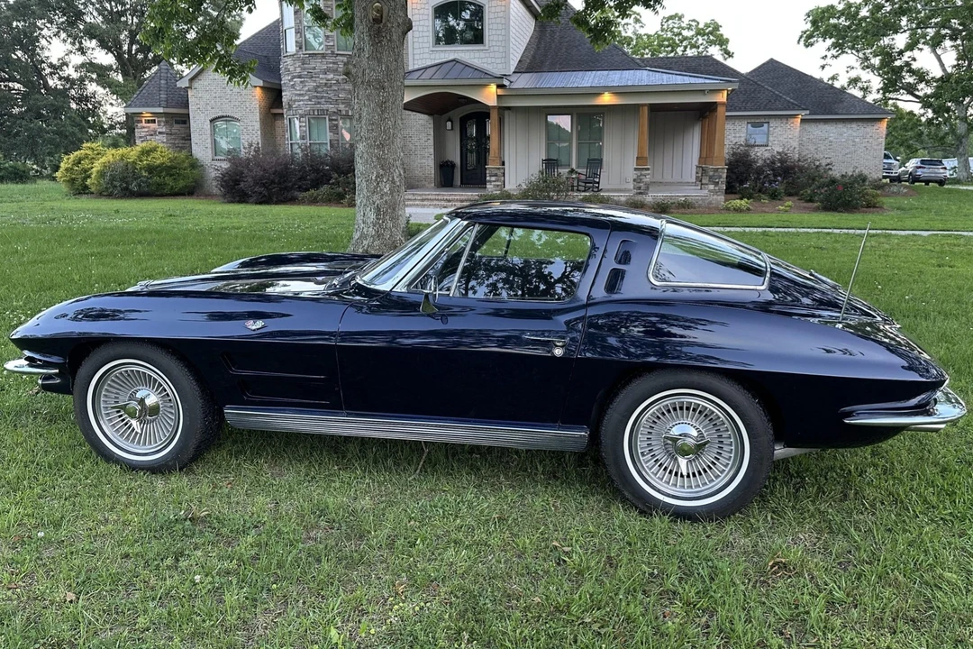 1963 Chevrolet Corvette C2 - Image 27 of 31