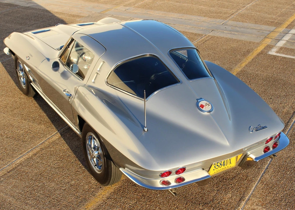 1963 Chevrolet Corvette C2 - Image 11 of 31