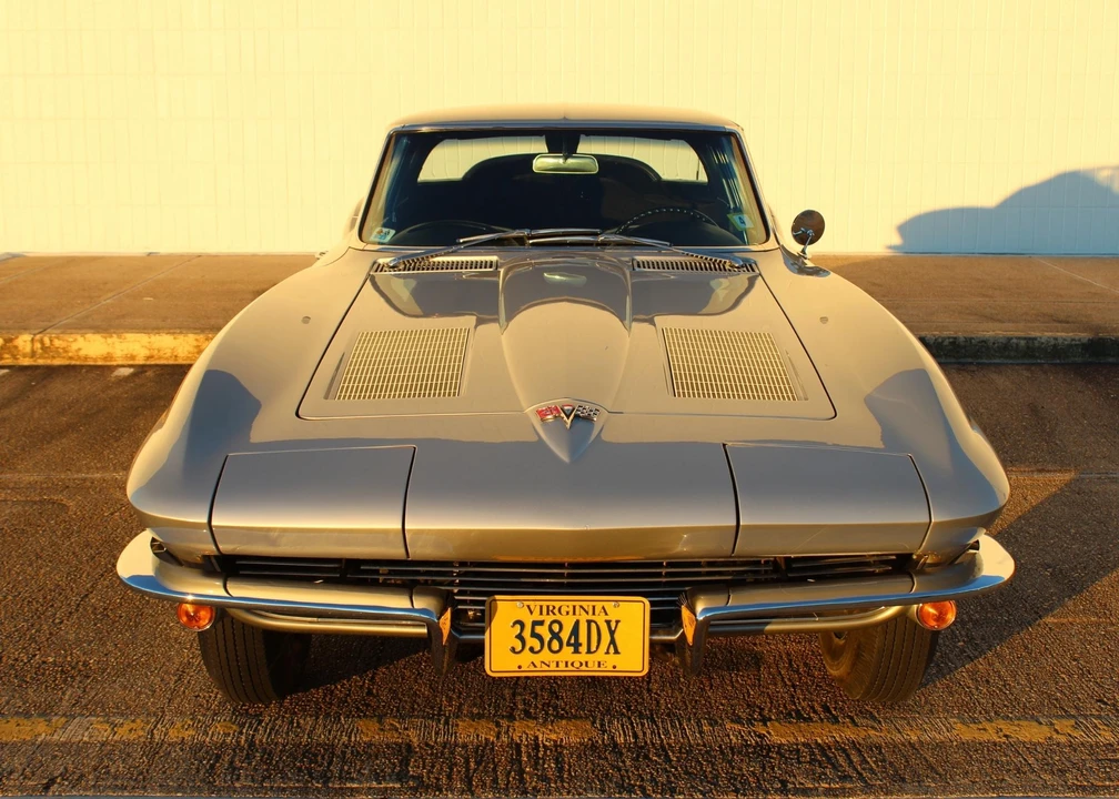 1963 Chevrolet Corvette C2 - Image 21 of 31