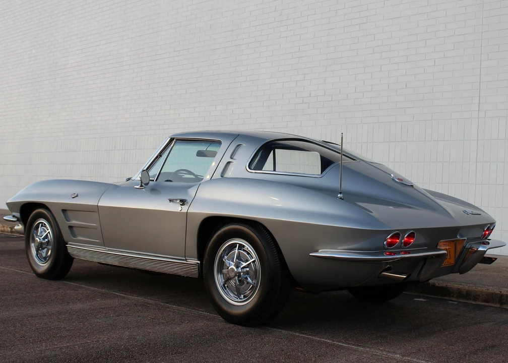 1963 Chevrolet Corvette C2 - Image 13 of 31