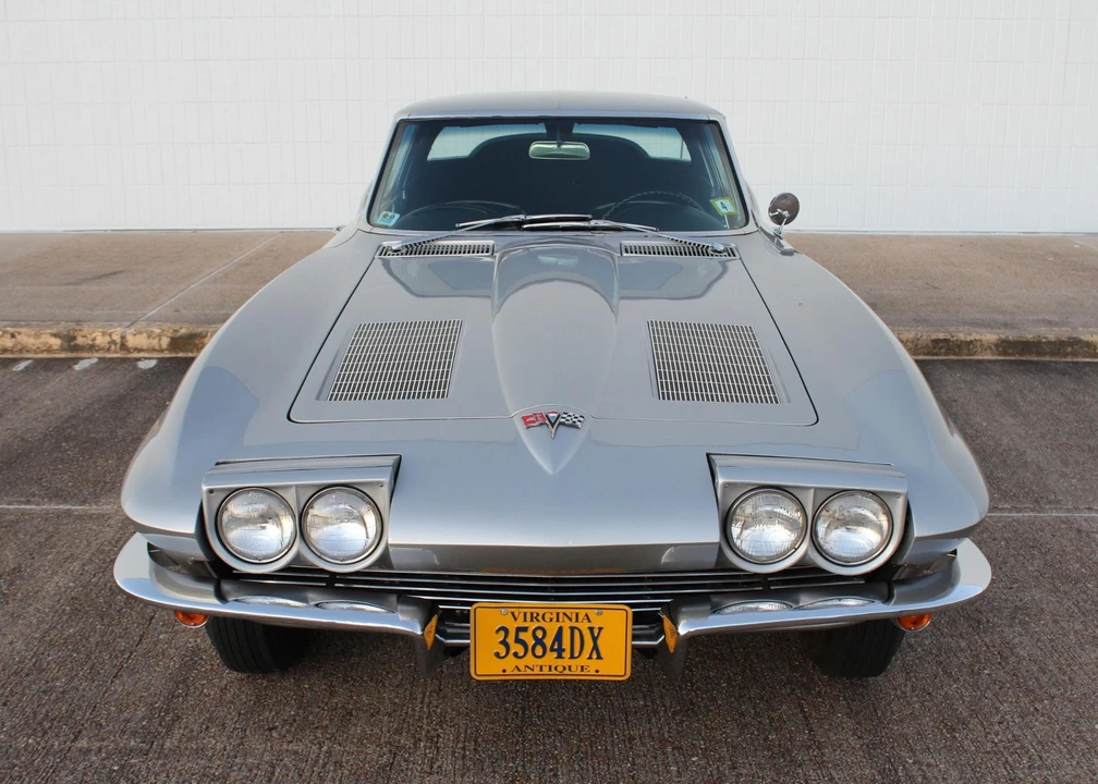 1963 Chevrolet Corvette C2 - Image 22 of 31