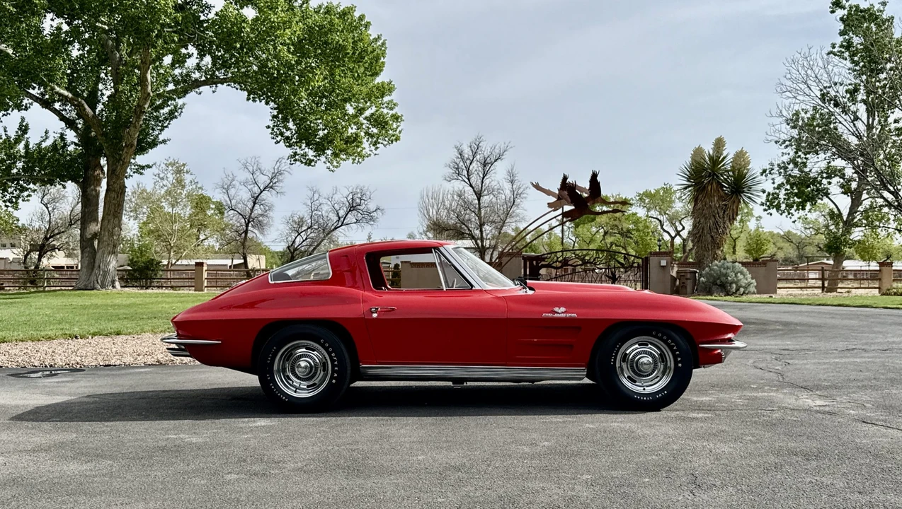 1963 Chevrolet Corvette C2 - Image 23 of 31