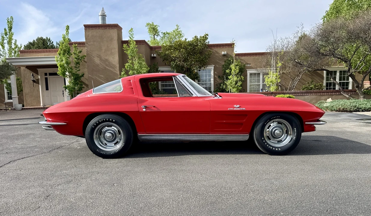 1963 Chevrolet Corvette C2 - Image 25 of 31