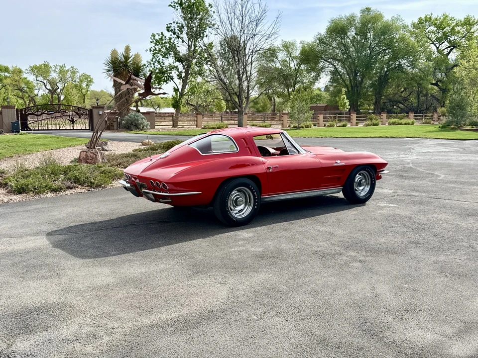 1963 Chevrolet Corvette C2 - Image 30 of 31