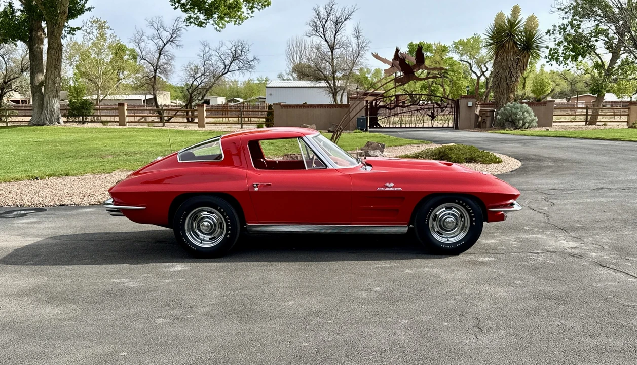 1963 Chevrolet Corvette C2 - Image 24 of 31