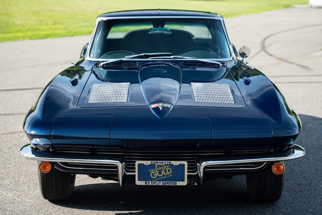 1963 Chevrolet Corvette C2 - Image 8 of 31