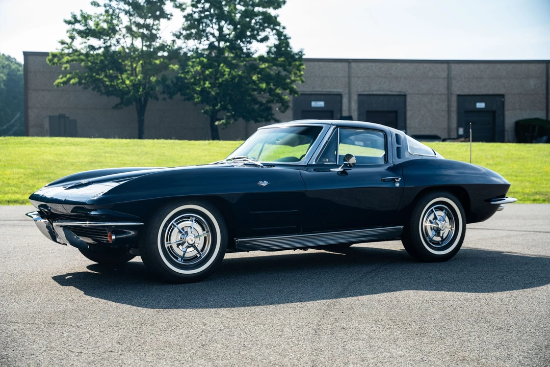 1963 Chevrolet Corvette C2 - Image 3 of 31