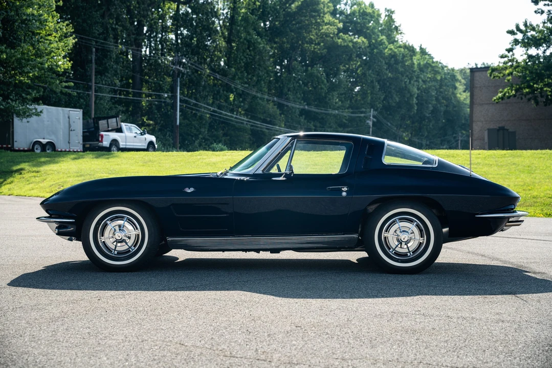 1963 Chevrolet Corvette C2 - Image 27 of 31