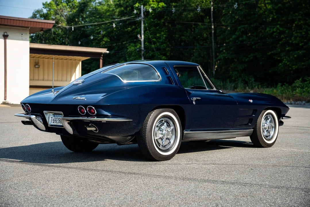 1963 Chevrolet Corvette C2 - Image 17 of 31