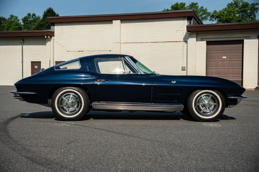 1963 Chevrolet Corvette C2 - Image 14 of 31