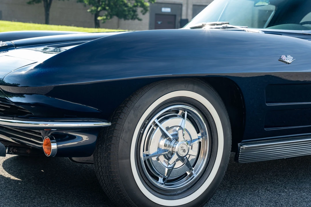 1963 Chevrolet Corvette C2 - Image 31 of 31