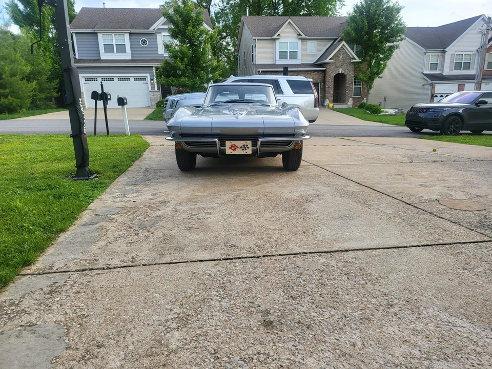 1963 Chevrolet Corvette C2 - Image 2 of 31