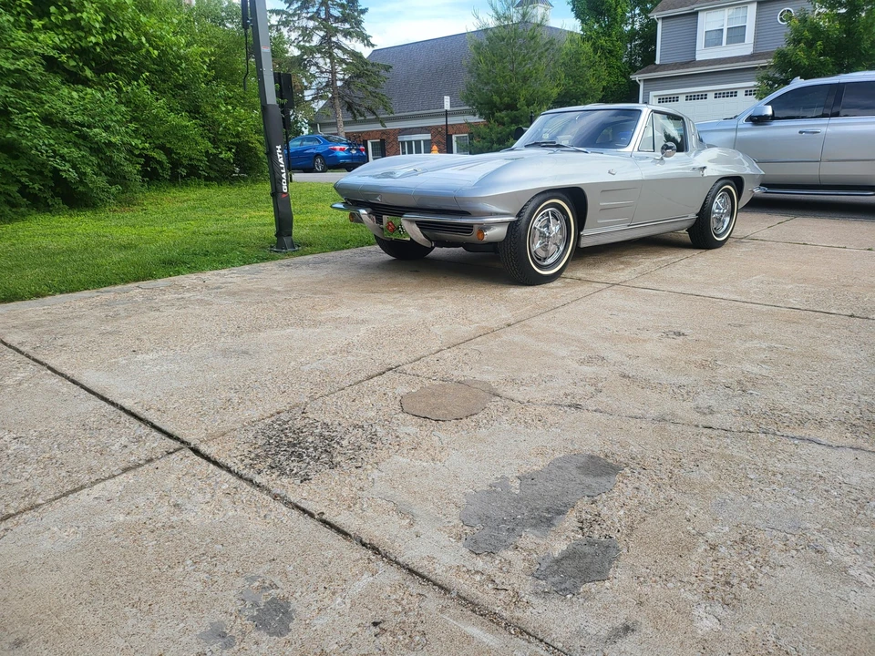1963 Chevrolet Corvette C2 - Image 9 of 31