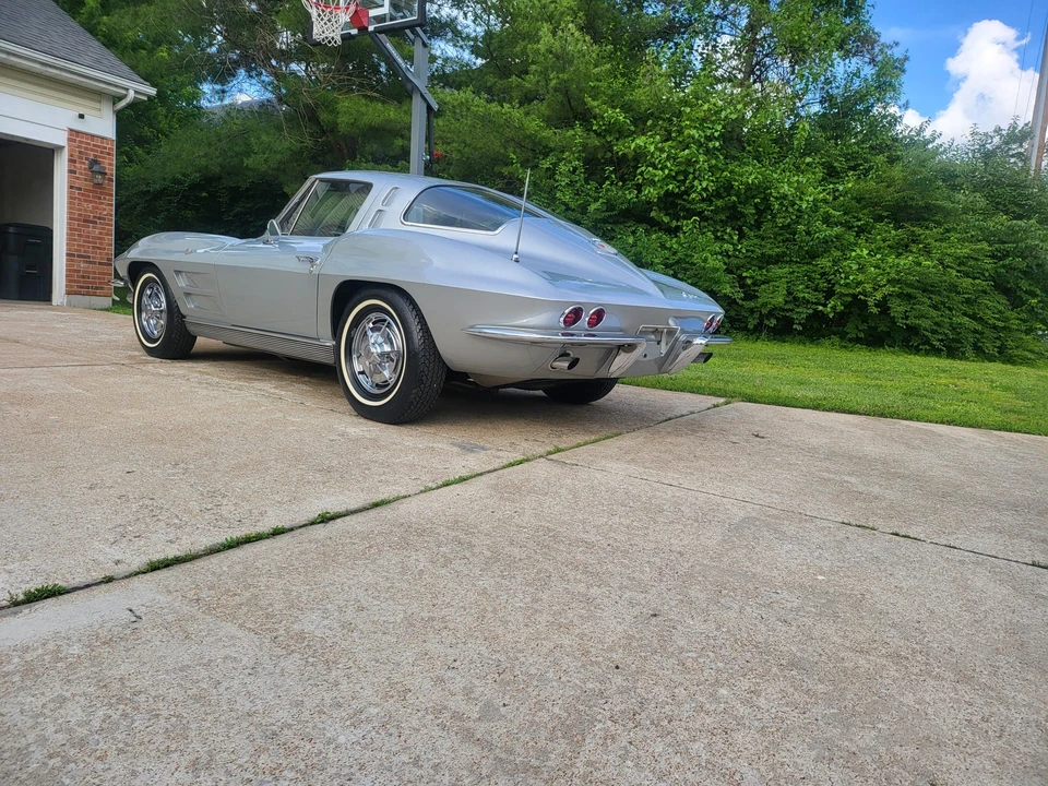 1963 Chevrolet Corvette C2 - Image 14 of 31