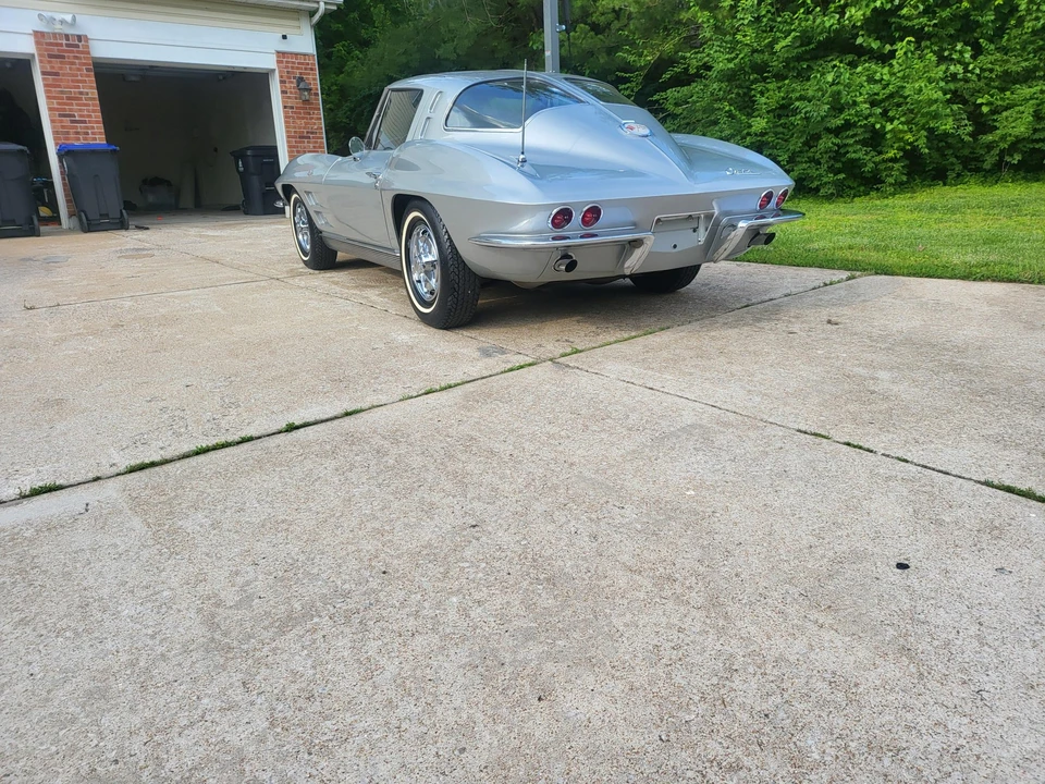 1963 Chevrolet Corvette C2 - Image 16 of 31