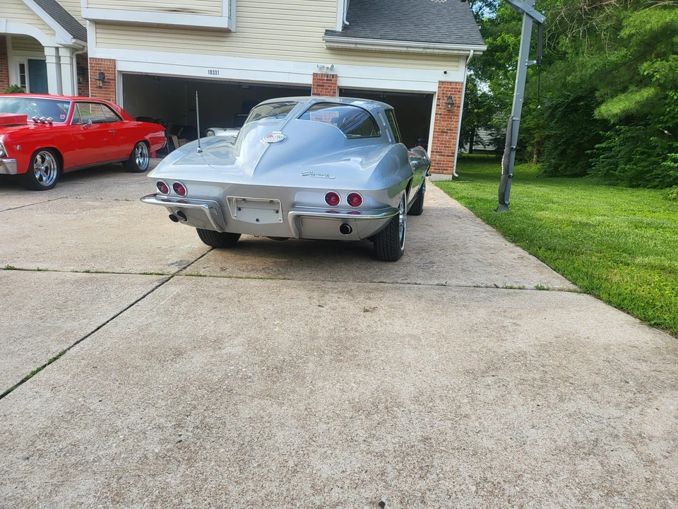 1963 Chevrolet Corvette C2 - Image 25 of 31