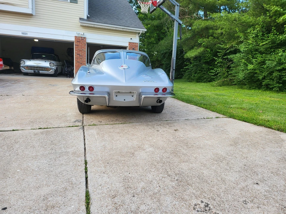 1963 Chevrolet Corvette C2 - Image 21 of 31