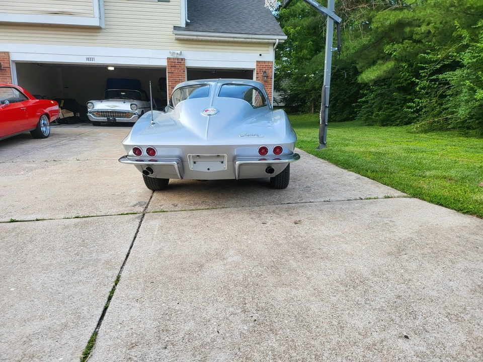 1963 Chevrolet Corvette C2 - Image 22 of 31