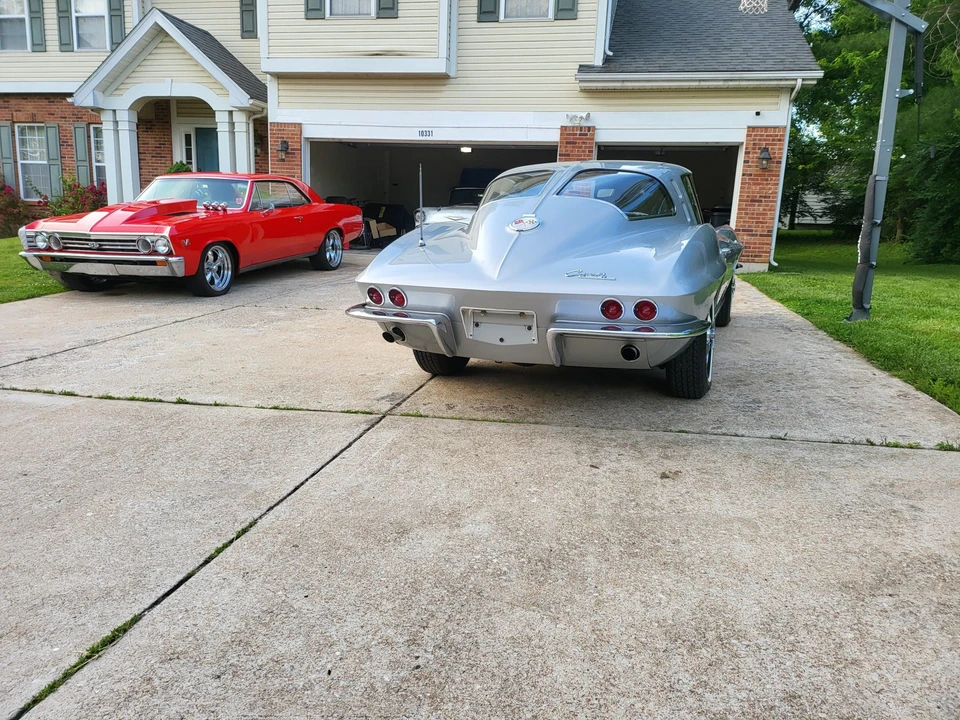 1963 Chevrolet Corvette C2 - Image 23 of 31
