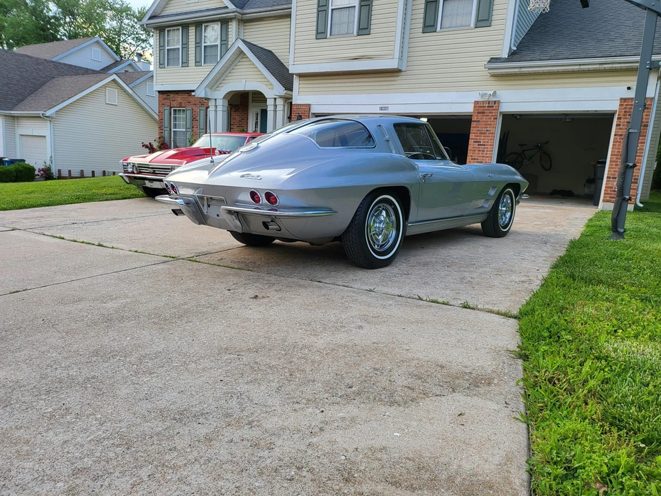 1963 Chevrolet Corvette C2 - Image 28 of 31