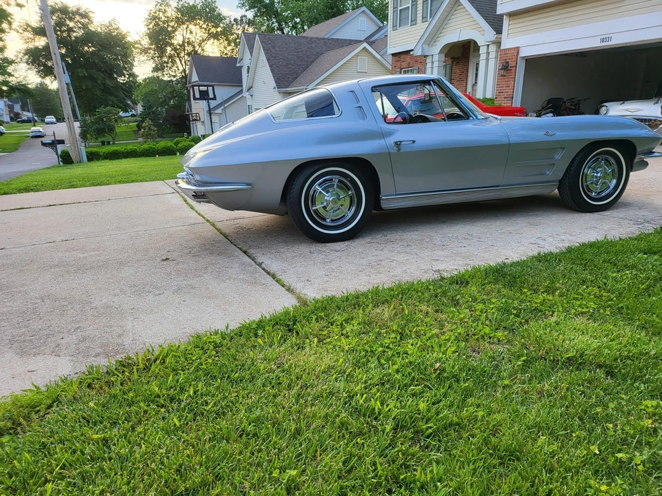 1963 Chevrolet Corvette C2 - Image 31 of 31