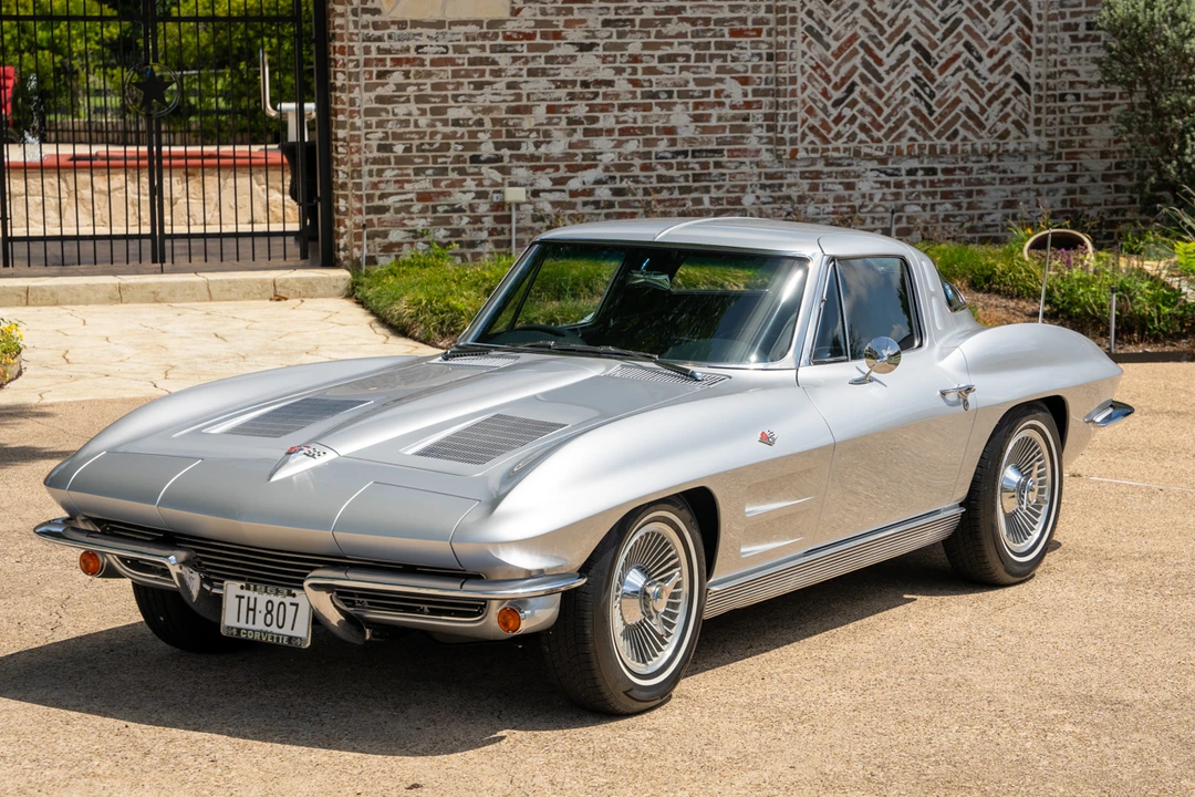 1963 Chevrolet Corvette C2 - Image 6 of 31