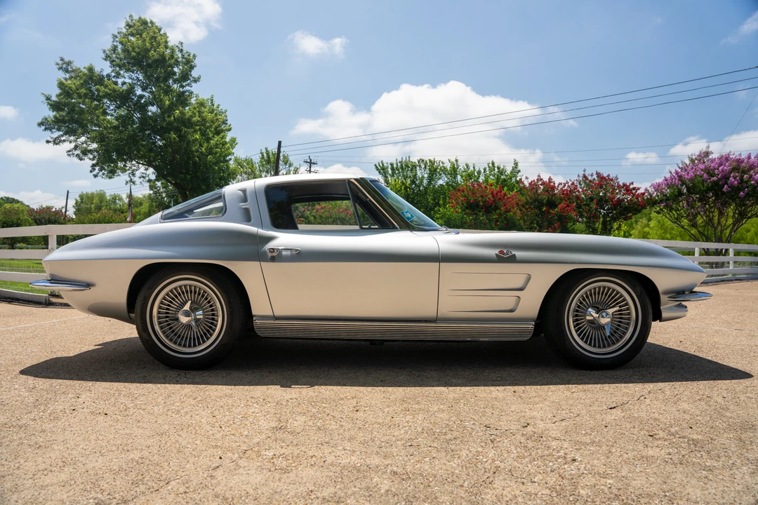 1963 Chevrolet Corvette C2 - Image 15 of 31