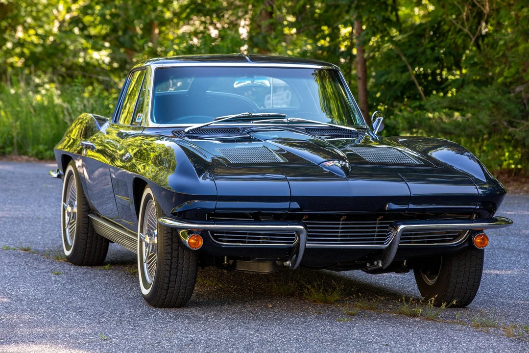 1963 Chevrolet Corvette C2 - Image 3 of 31