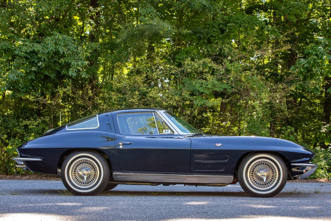 1963 Chevrolet Corvette C2 - Image 17 of 31