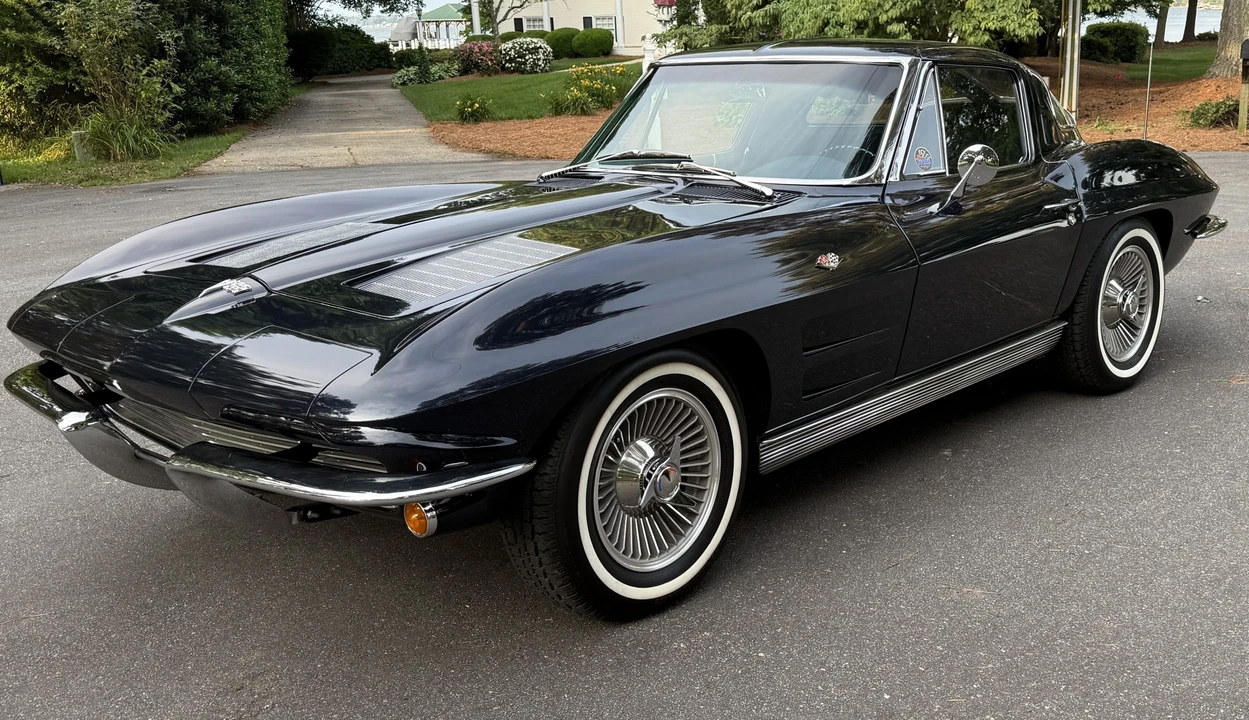 1963 Chevrolet Corvette C2 - Image 30 of 31