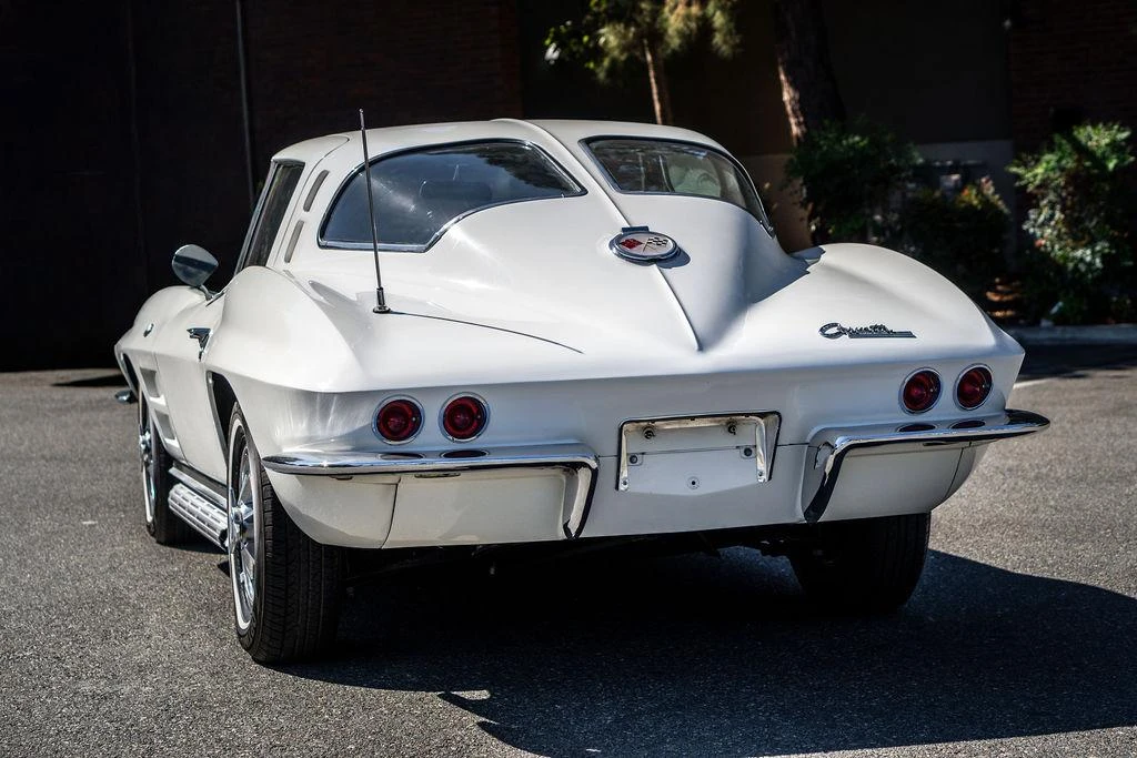 1963 Chevrolet Corvette C2 - Image 27 of 31