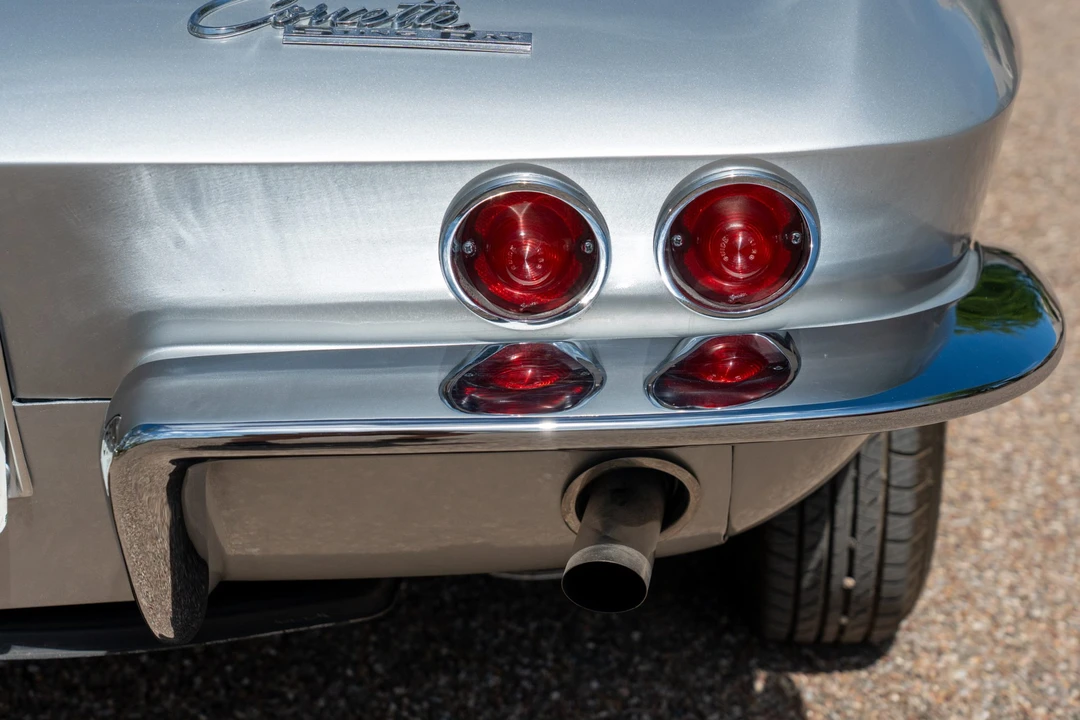 1963 Chevrolet Corvette C2 - Image 13 of 31