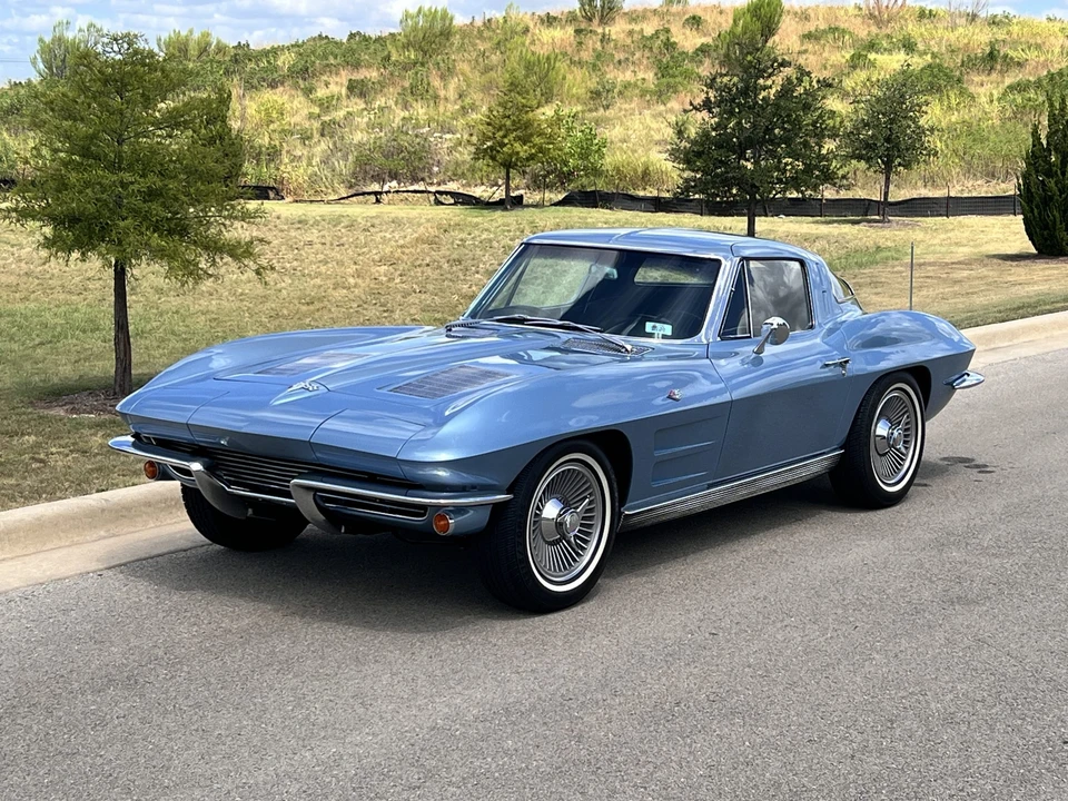 1963 Chevrolet Corvette C2 - Image 3 of 31