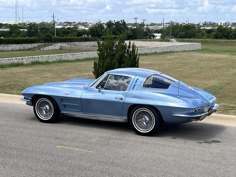 1963 Chevrolet Corvette C2 - Image 11 of 31