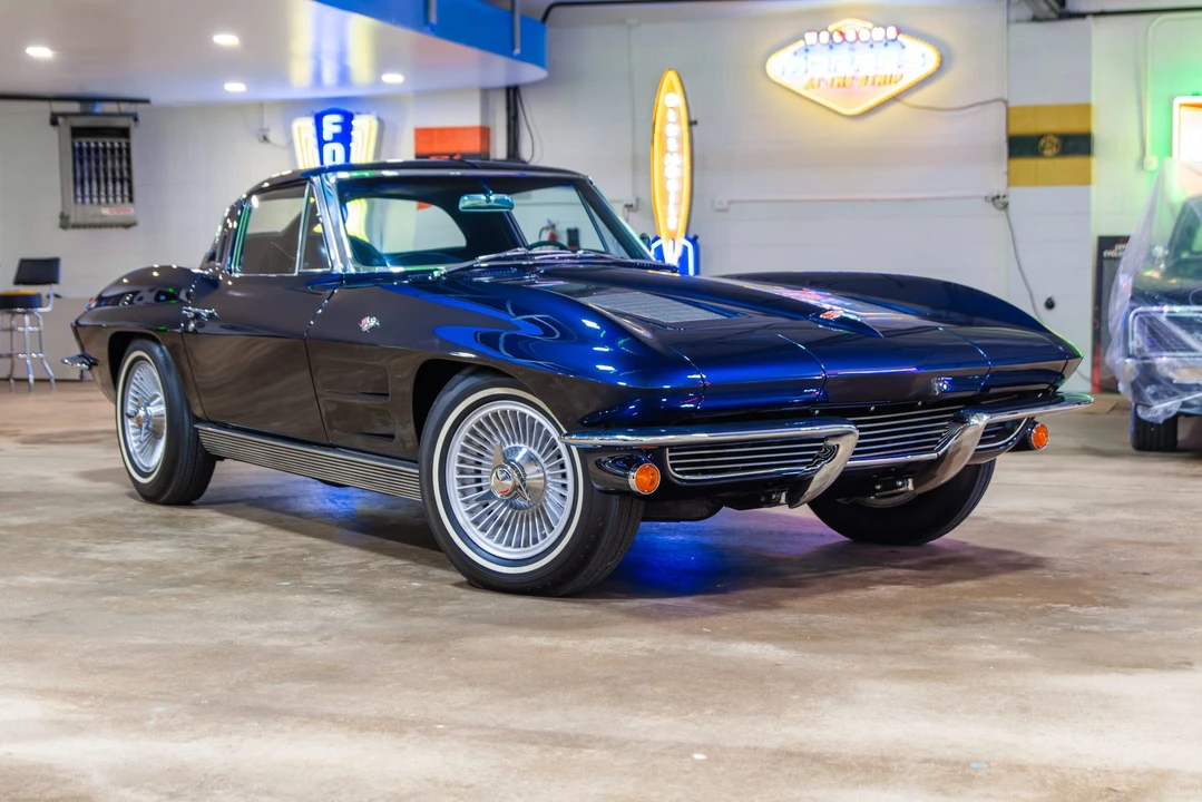 1963 Chevrolet Corvette C2 - Image 8 of 31