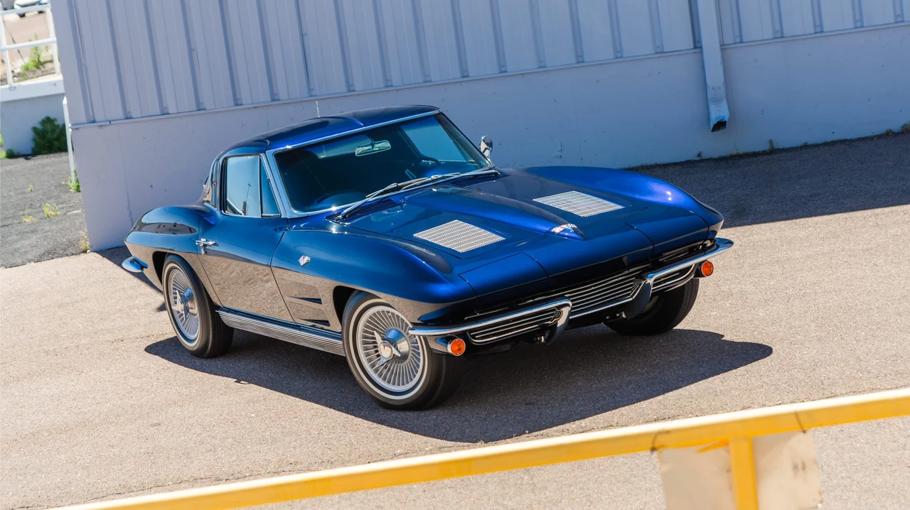1963 Chevrolet Corvette C2 - Image 13 of 31
