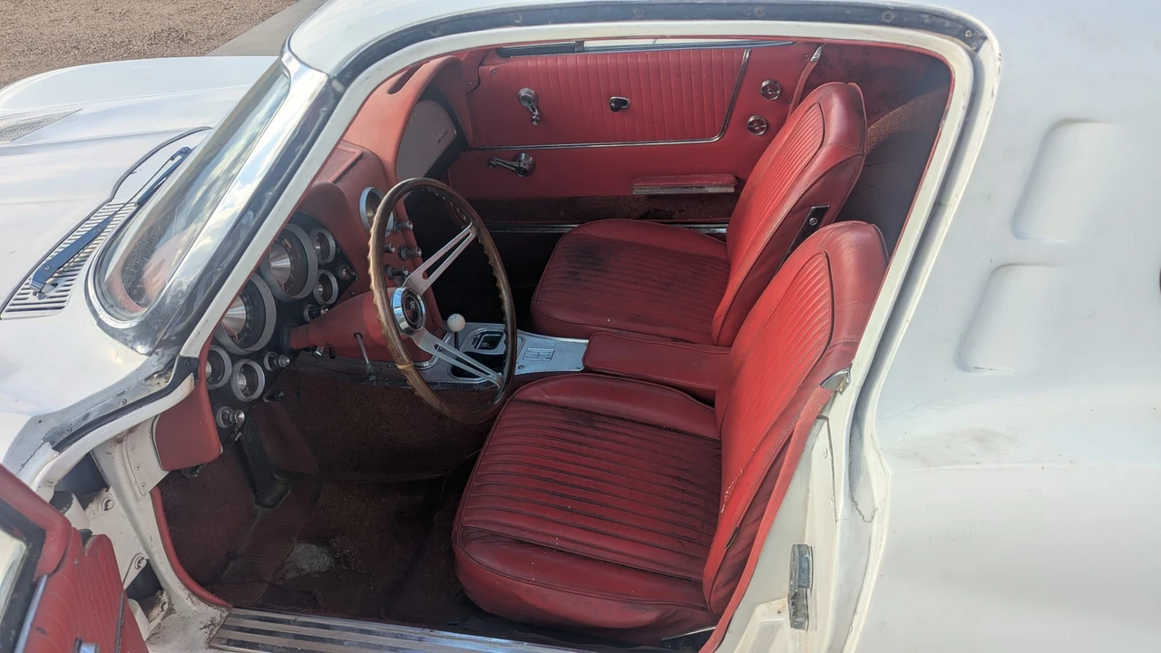 1963 Chevrolet Corvette C2 - Image 21 of 31