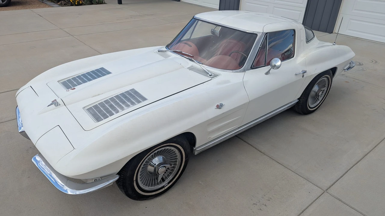 1963 Chevrolet Corvette C2 - Image 2 of 31