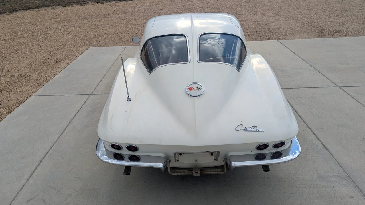 1963 Chevrolet Corvette C2 - Image 13 of 31