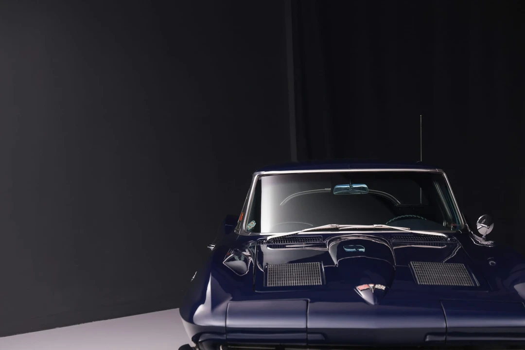 1963 Chevrolet Corvette C2 - Image 10 of 31