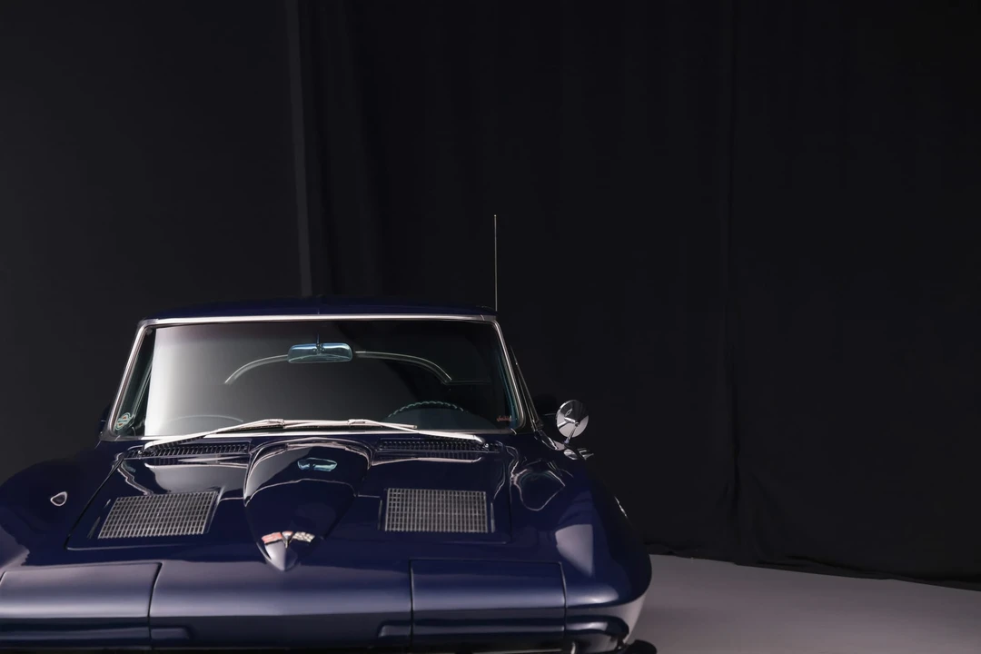 1963 Chevrolet Corvette C2 - Image 11 of 31