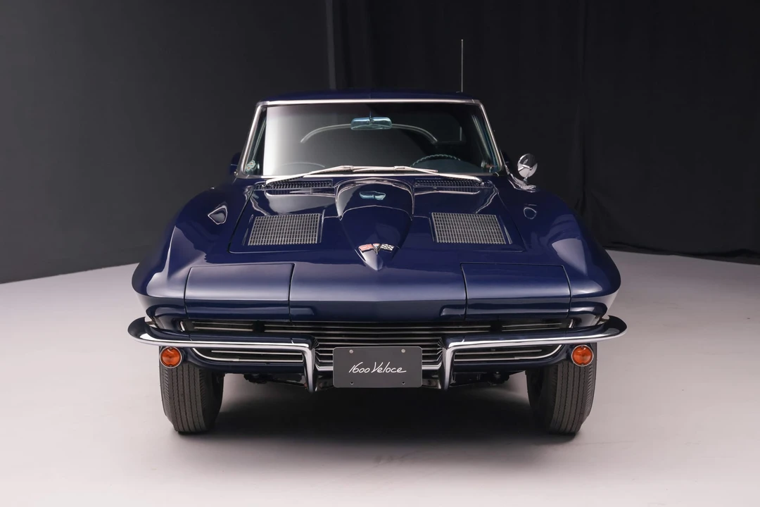 1963 Chevrolet Corvette C2 - Image 16 of 31