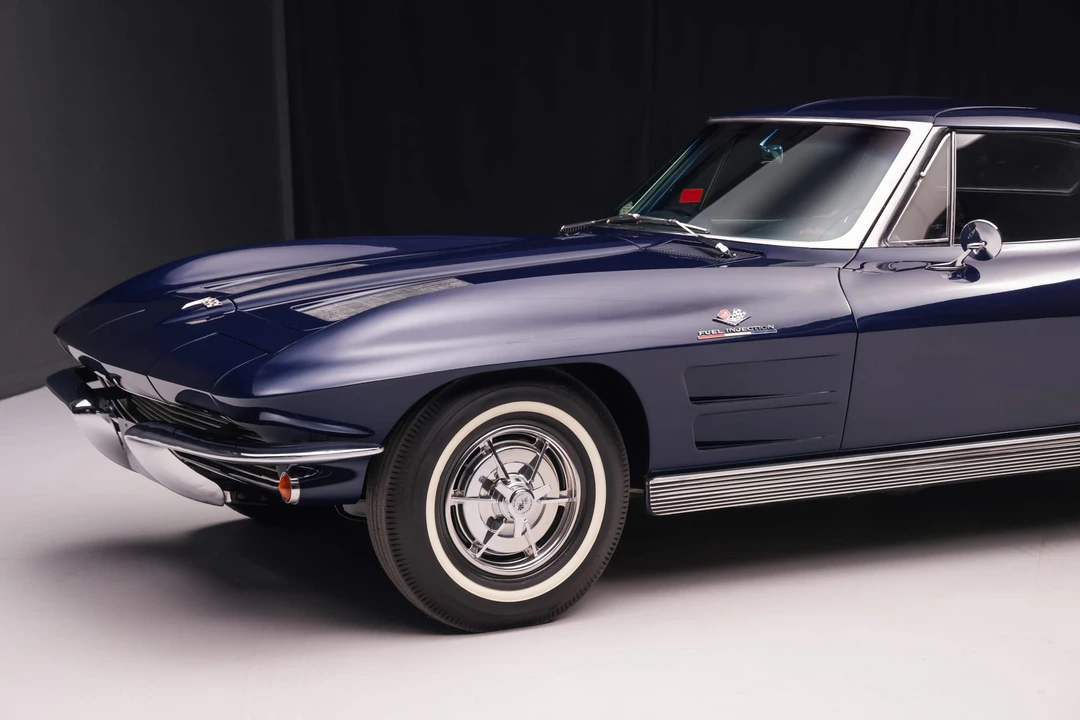 1963 Chevrolet Corvette C2 - Image 22 of 31